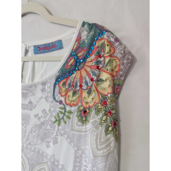 Desigual Womens Floral Sequence T shirt. Size Large Cap Sleeves White Multi - Picture 2 of 7